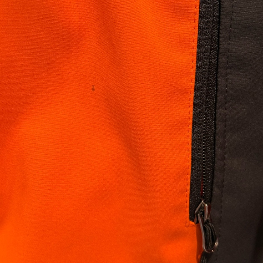 Free Tech Jacket - Picture 10 of 10